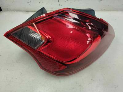 PILOTO TRASERO DERECHO OPEL CORSA E 2018 1.4 MULTIPUNTO (90 CV)