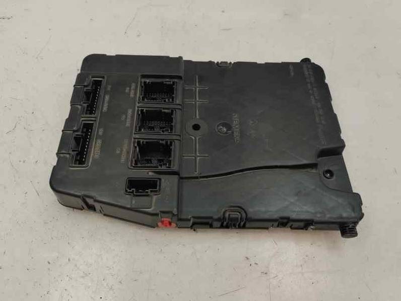 CAJA RELES FUSIBLES RENAULT MEGANE II CLASSIC BERLINA 2004 1.9 DCI (120 CV)