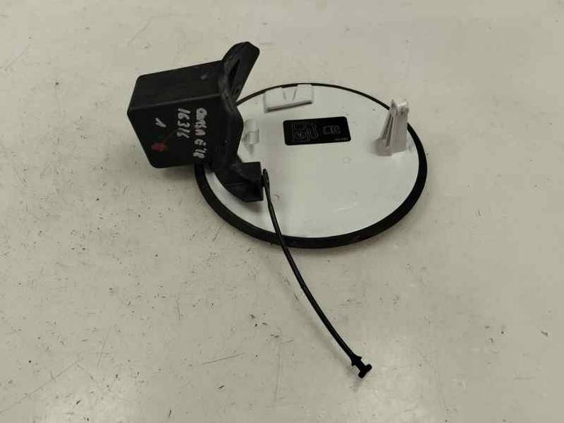 TAPA EXTERIOR COMBUSTIBLE OPEL CORSA E 2018 1.4 MULTIPUNTO (90 CV)