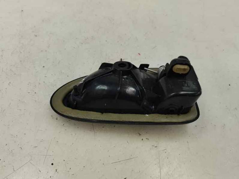 MANETA INTERIOR TRASERA IZQUIERDA RENAULT CLIO II FASE II 2004 1.5 DCI (82 CV)