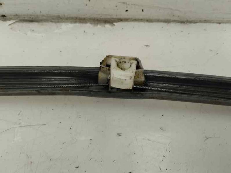 ELEVALUNAS DELANTERO IZQUIERDO RENAULT CLIO II FASE II 2004 1.5 DCI (82 CV)