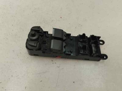 MANDO ELEVALUNAS DELANTERO IZQUIERDO LAND ROVER EVOQUE 2015 2.2 TD4 (150 CV)