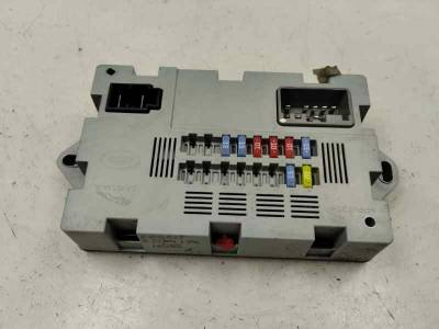 CAJA RELES FUSIBLES LAND ROVER EVOQUE 2015 2.2 TD4 (150 CV)