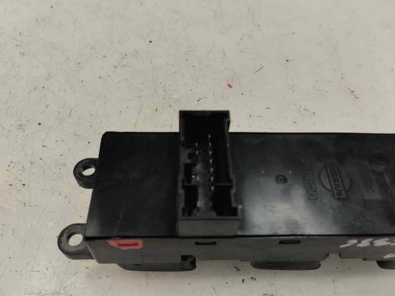 MANDO ELEVALUNAS DELANTERO IZQUIERDO NISSAN PRIMERA BERLINA 2004 1.9 DCI (120 CV)