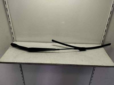 BRAZO LIMPIA DELANTERO DERECHO LAND ROVER EVOQUE 2015 2.2 TD4 (150 CV)