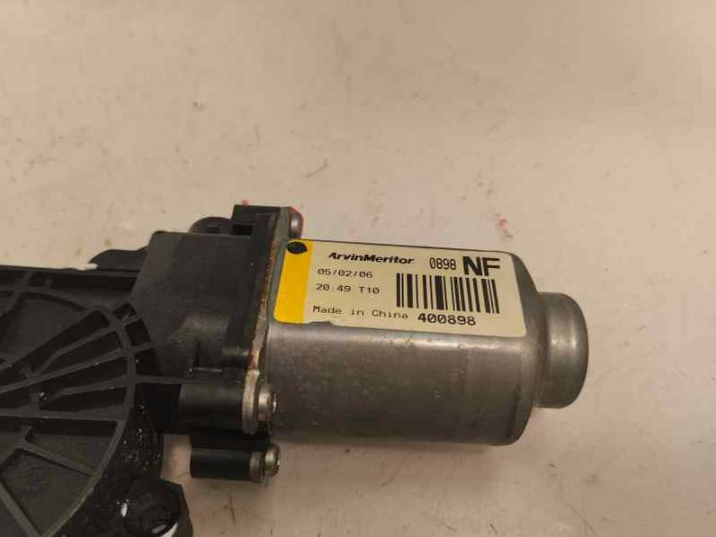 MOTOR ELEVALUNAS TRASERO DERECHO HYUNDAI SONATA 2006 2.0 CRDI (140 CV)