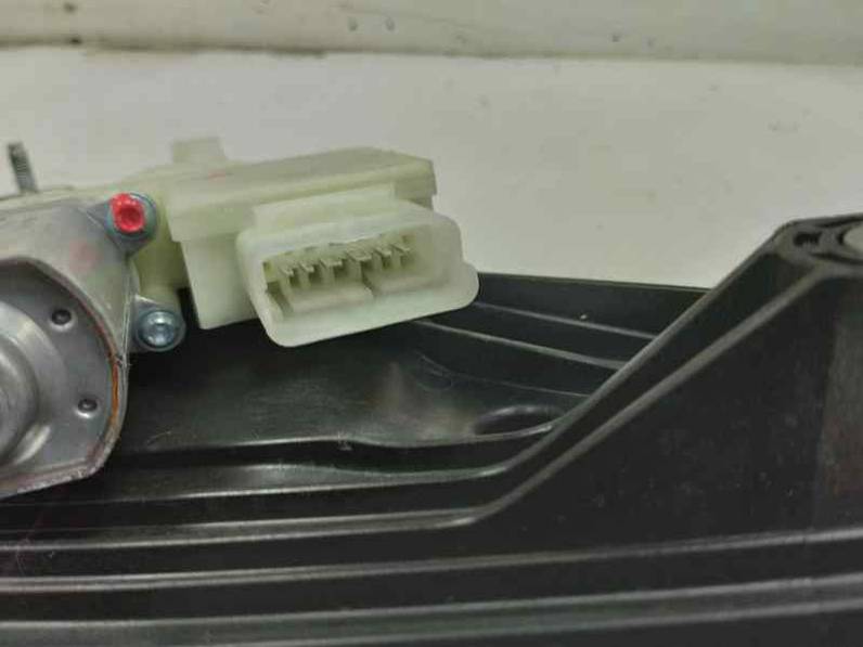 ELEVALUNAS TRASERO IZQUIERDO RENAULT CLIO V 2024 1.5 DCI