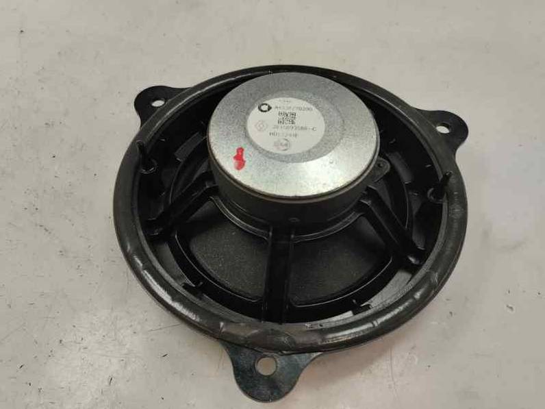 SISTEMA AUDIO RADIO CD RENAULT CLIO V 2024 1.5 DCI