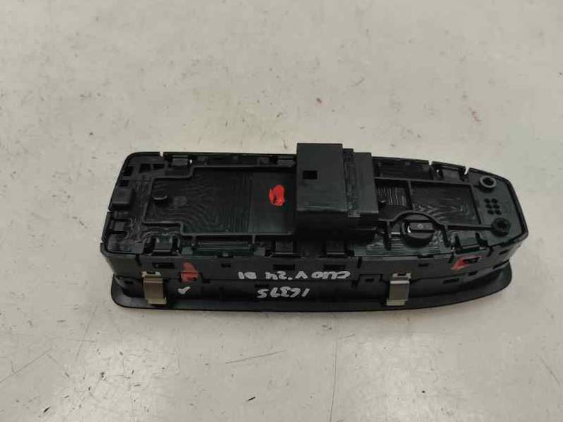 MANDO ELEVALUNAS DELANTERO IZQUIERDO RENAULT CLIO V 2024 1.5 DCI