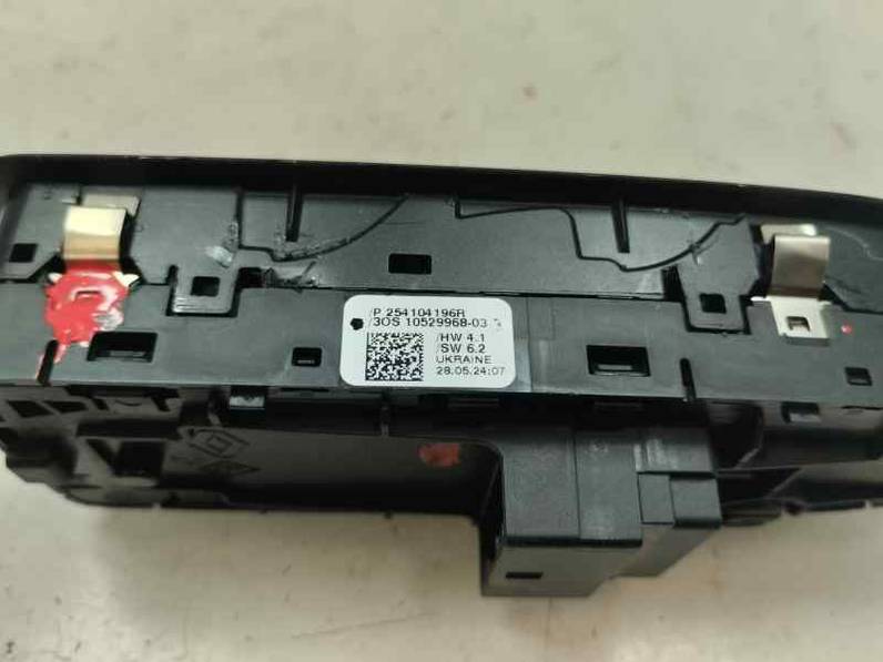 MANDO ELEVALUNAS DELANTERO IZQUIERDO RENAULT CLIO V 2024 1.5 DCI