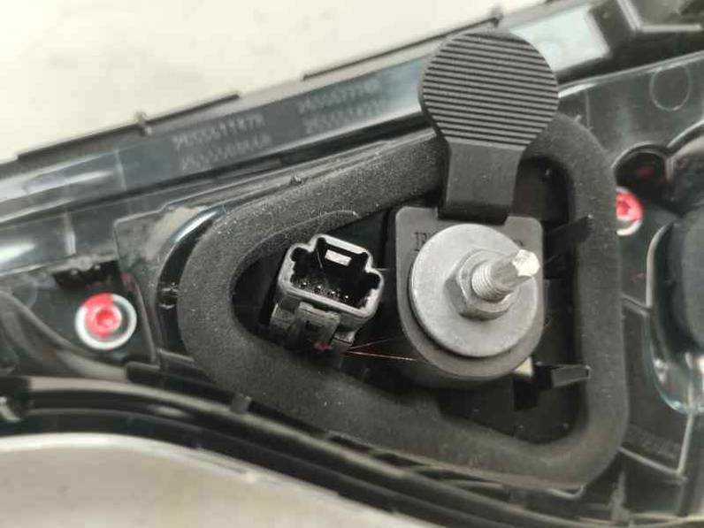 PILOTO TRASERO IZQUIERDO INTERIOR RENAULT CLIO V 2024 1.5 DCI