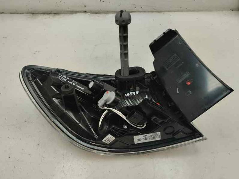 PILOTO TRASERO DERECHO RENAULT CLIO V 2024 1.5 DCI