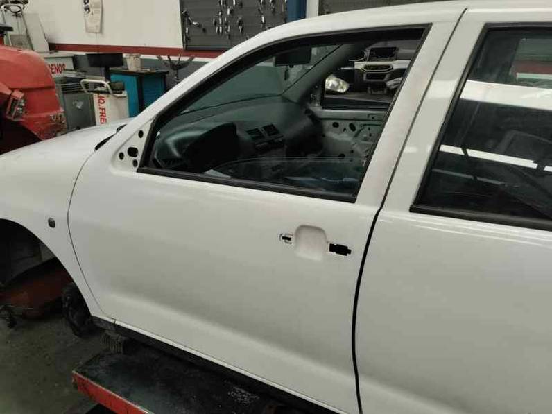 PUERTA DELANTERA IZQUIERDA SEAT IBIZA 2000 1.9 SDI (68 CV)