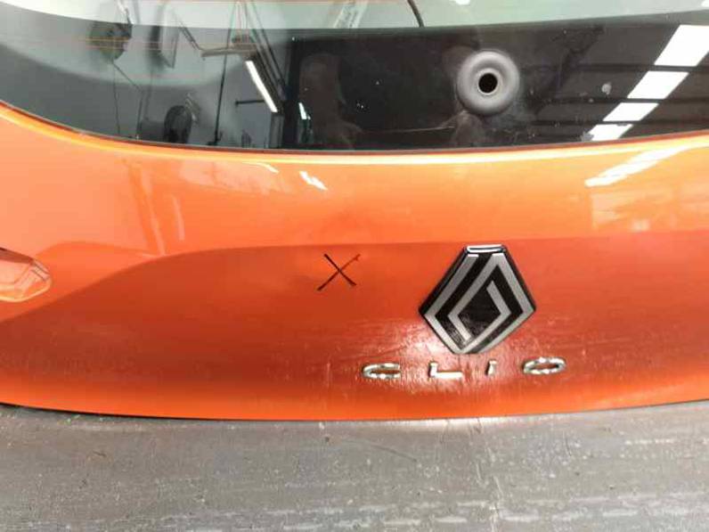 PORTON TRASERO RENAULT CLIO V 2024 1.5 DCI