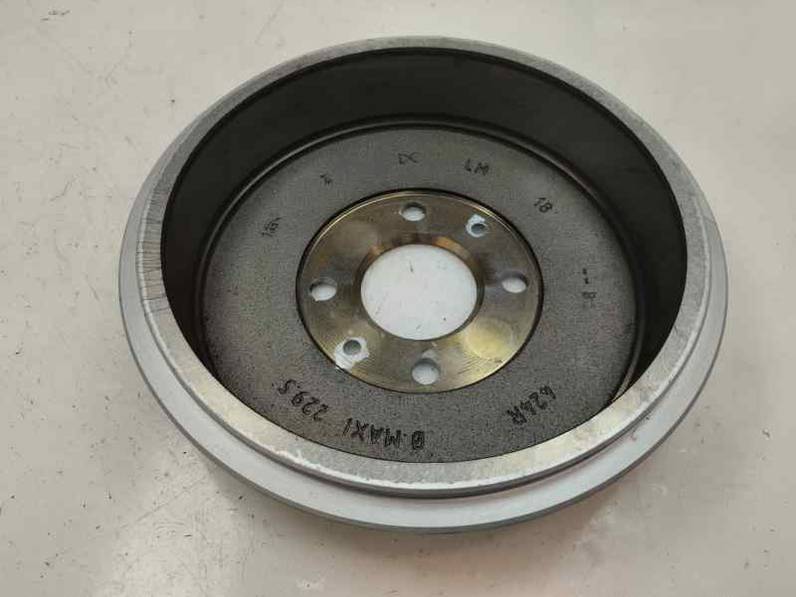 TAMBOR FRENO TRASERO RENAULT CLIO V 2024 1.5 DCI