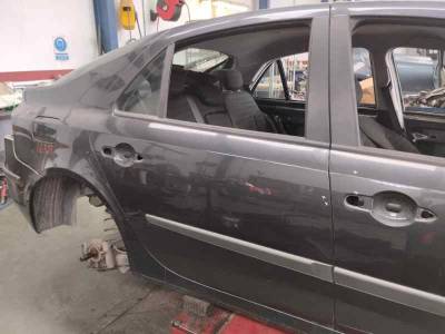 PUERTA TRASERA DERECHA RENAULT LAGUNA II 2006 1.9 DCI
