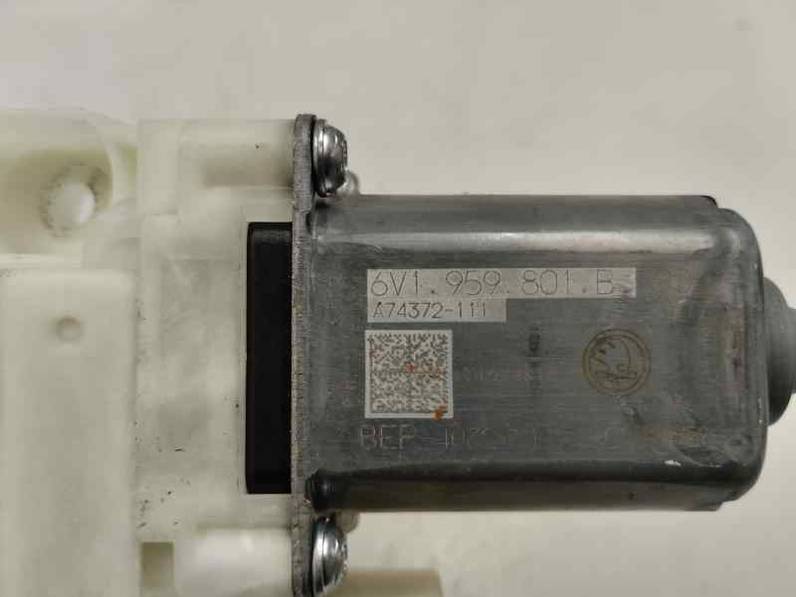 MOTOR ELEVALUNAS DELANTERO IZQUIERDO SKODA FABIA 2018 1.0 MPI 75 CV (75 CV)