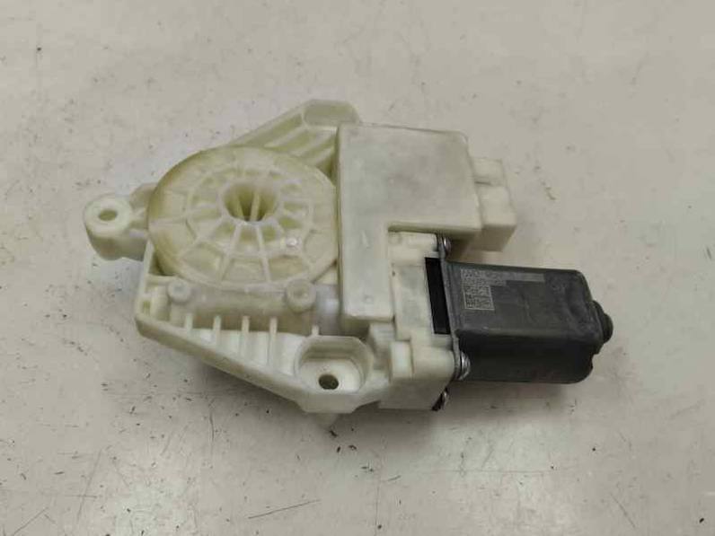 MOTOR ELEVALUNAS TRASERO DERECHO SKODA FABIA 2018 1.0 MPI 75 CV (75 CV)