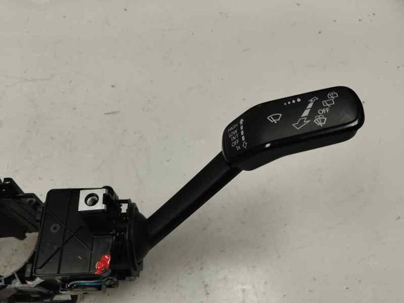 MANDO MULTIFUNCION SKODA FABIA 2018 1.0 MPI 75 CV (75 CV)