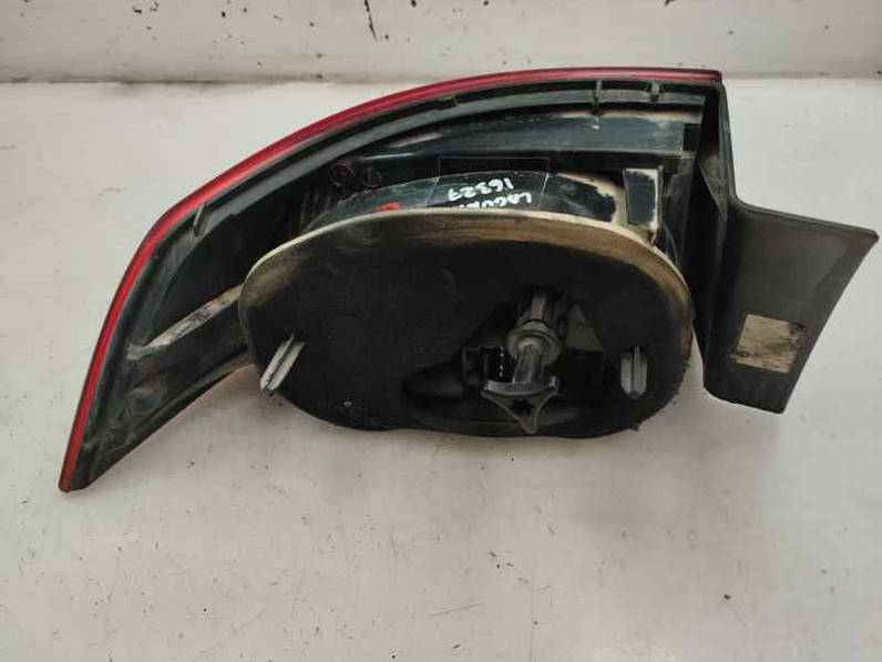 PILOTO TRASERO DERECHO RENAULT LAGUNA II 2006 1.9 DCI
