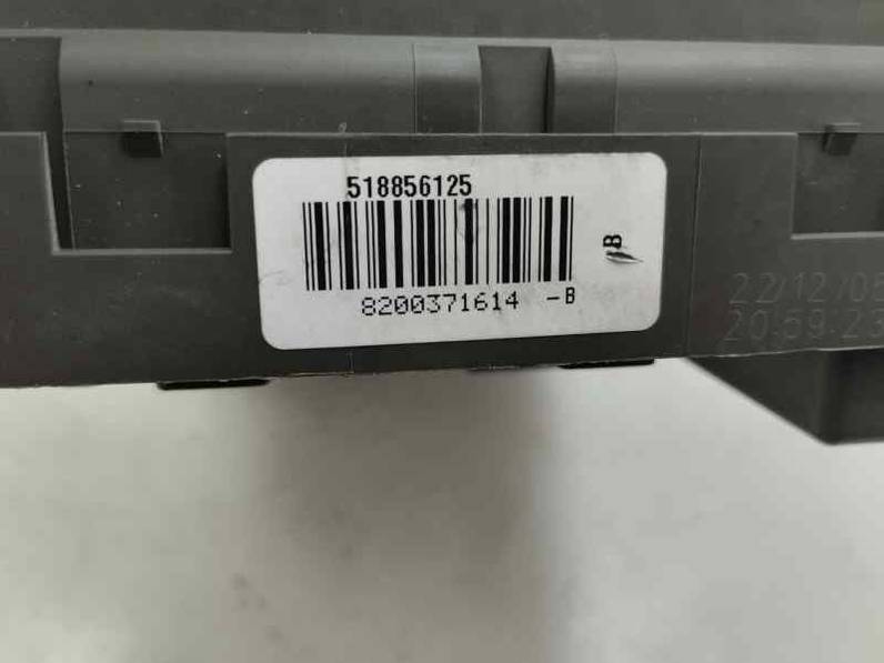CAJA RELES FUSIBLES RENAULT LAGUNA II 2006 1.9 DCI