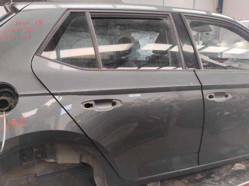 PUERTA TRASERA DERECHA SKODA FABIA 2018 1.0 MPI 75 CV (75 CV)