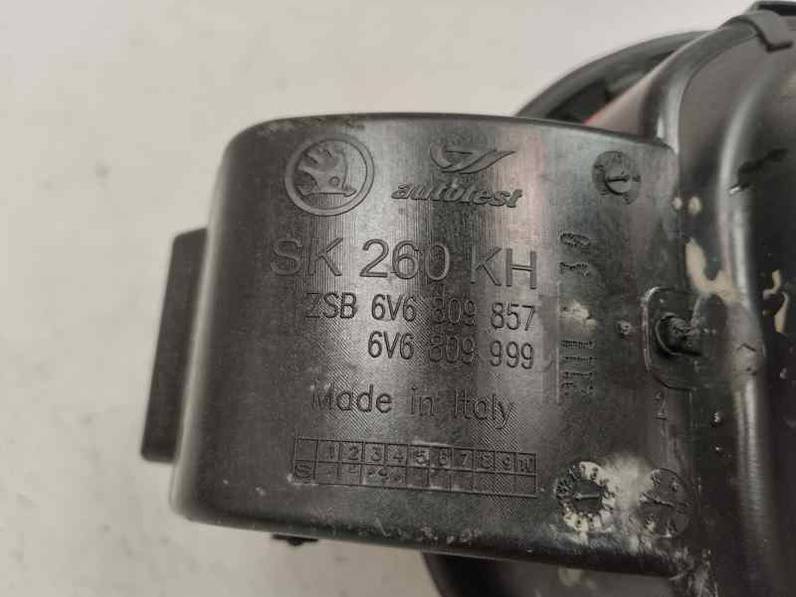 TAPA EXTERIOR COMBUSTIBLE SKODA FABIA 2018 1.0 MPI 75 CV (75 CV)