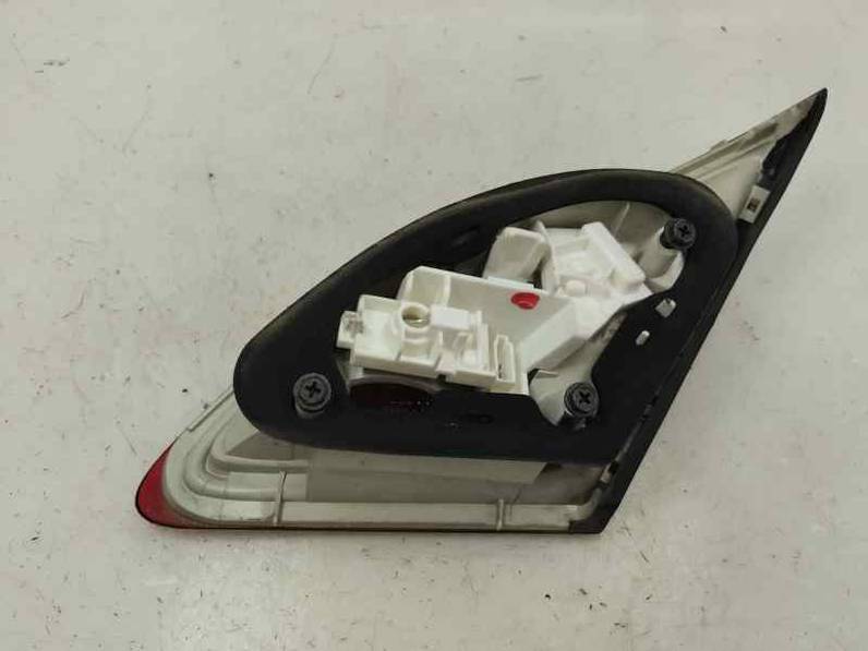 PILOTO TRASERO IZQUIERDO INTERIOR OPEL ASTRA J BERLINA 2012 1.7 CDTI (125 CV)