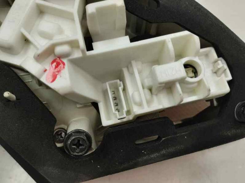 PILOTO TRASERO DERECHO INTERIOR OPEL ASTRA J BERLINA 2012 1.7 CDTI (125 CV)