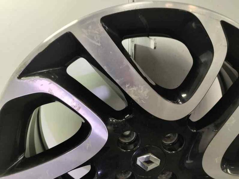 LLANTA RENAULT CAPTUR 2015 1.2