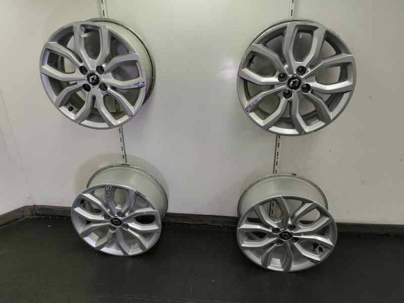 JUEGO LLANTAS RENAULT CLIO IV 2018 0.9 (90 CV)