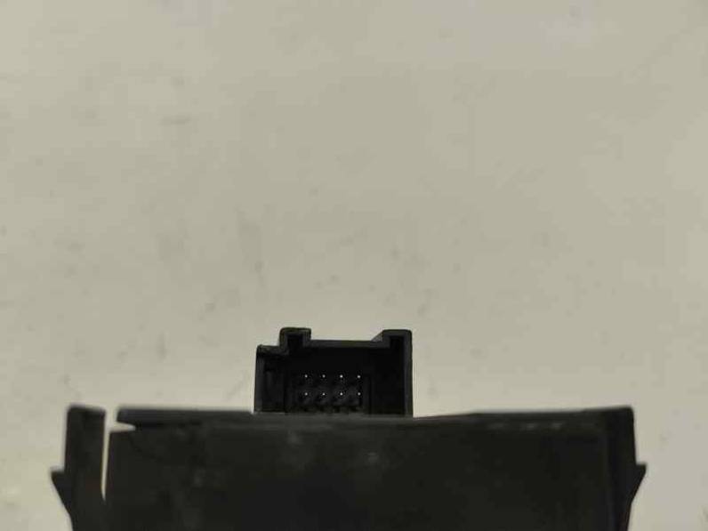 MANDO ELEVALUNAS DELANTERO IZQUIERDO AUDI A3 2000 1.9 TDI (110 CV)