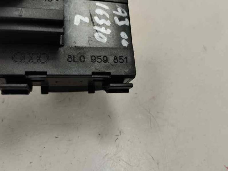 MANDO ELEVALUNAS DELANTERO IZQUIERDO AUDI A3 2000 1.9 TDI (110 CV)