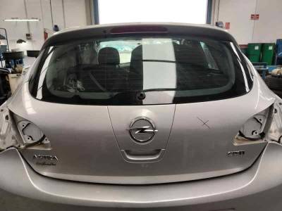 PORTON TRASERO OPEL ASTRA J BERLINA 2012 1.7 CDTI (125 CV)