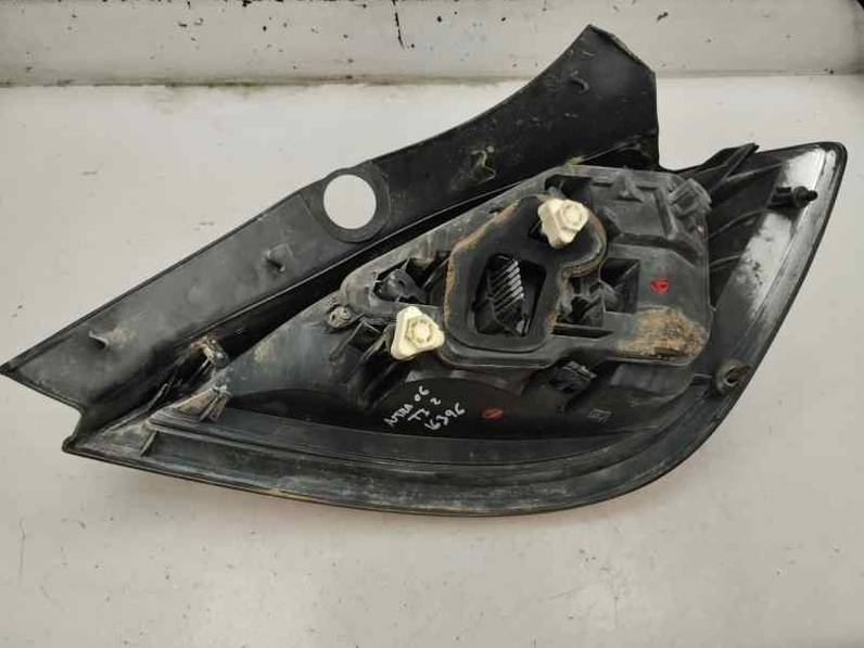 PILOTO TRASERO IZQUIERDO OPEL ASTRA H BER 2006 1.9 CDTI (120 CV)