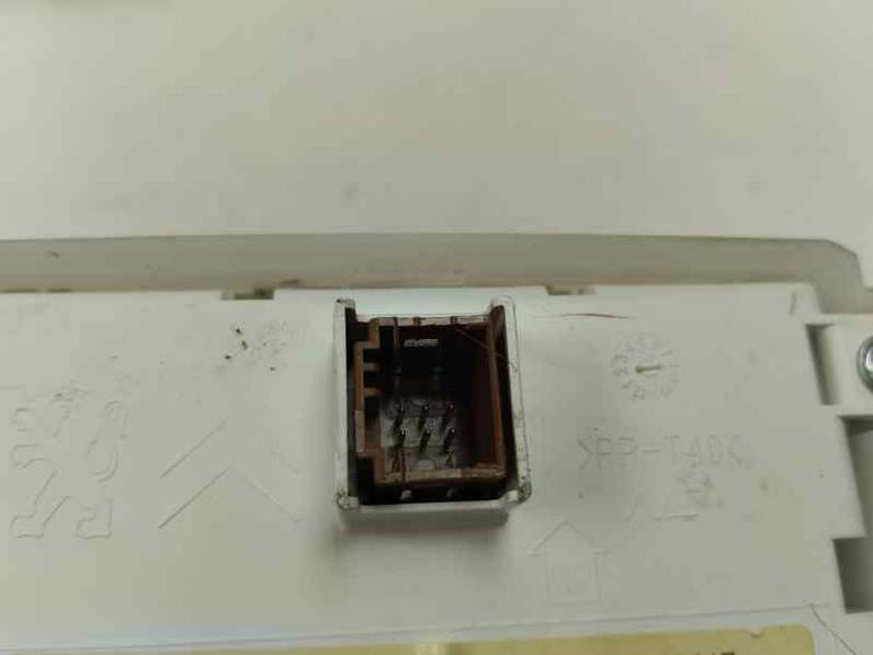 CUADRO INSTRUMENTOS PEUGEOT 208 2017 1.2 PURETECH (110 CV)