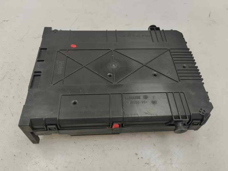 CAJA RELES FUSIBLES PEUGEOT 208 2017 1.2 PURETECH (110 CV)