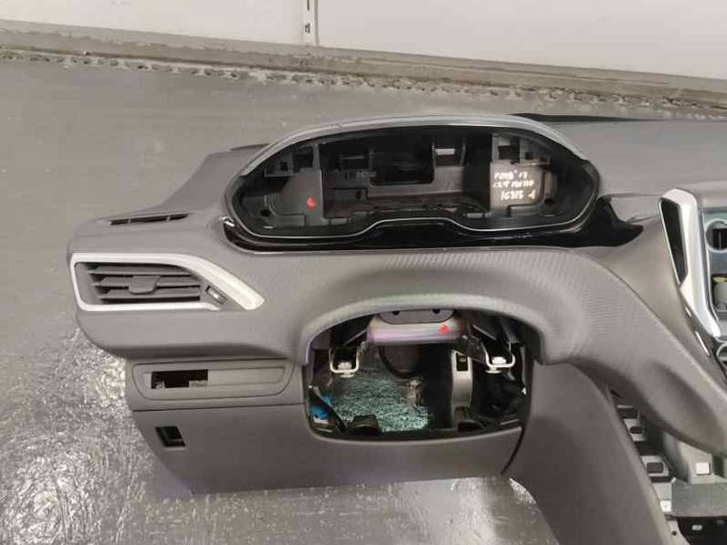 SALPICADERO PEUGEOT 208 2017 1.2 PURETECH (110 CV)