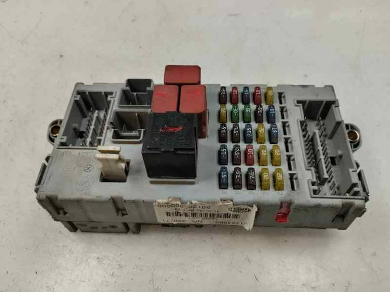 CAJA RELES FUSIBLES LANCIA MUSA 2005 1.9 JTD (101 CV)