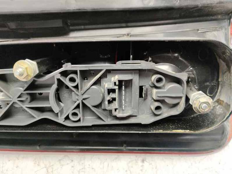 PILOTO TRASERO DERECHO LANCIA MUSA 2005 1.9 JTD (101 CV)