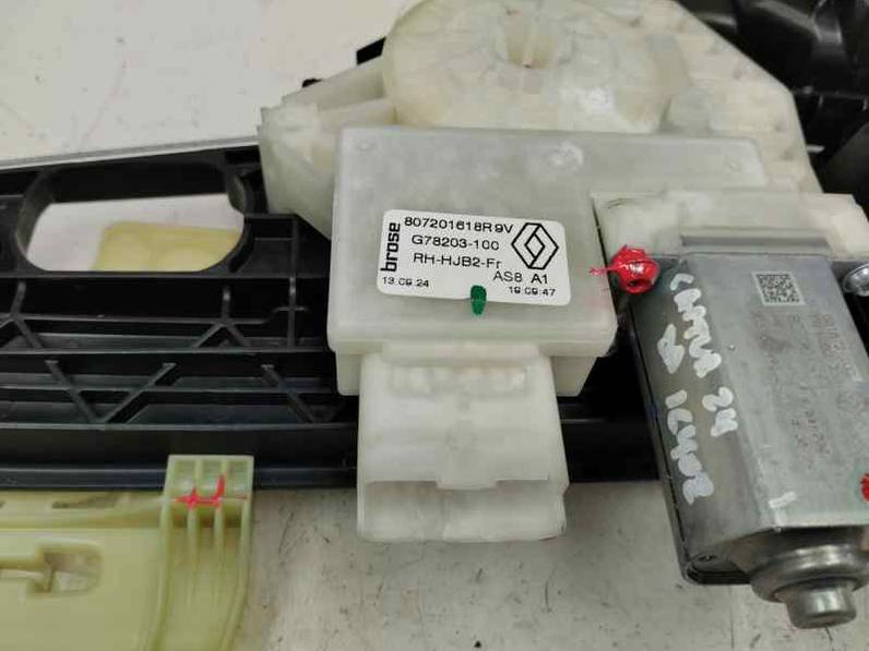 ELEVALUNAS DELANTERO DERECHO RENAULT CAPTUR II 2024 1.0 LPG (137 CV)