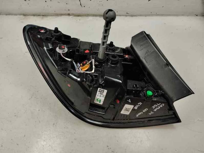 PILOTO TRASERO DERECHO RENAULT CAPTUR II 2024 1.0 LPG (137 CV)