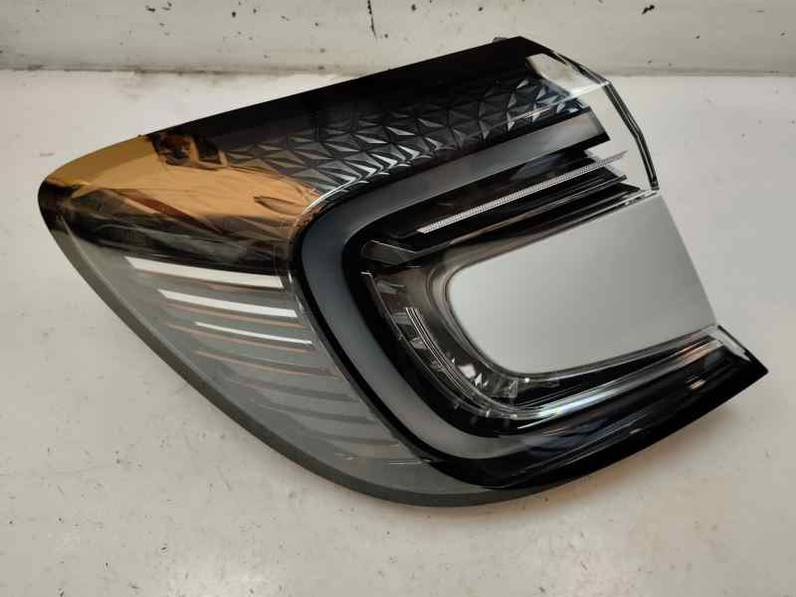 PILOTO TRASERO IZQUIERDO RENAULT CAPTUR II 2024 1.0 LPG (137 CV)
