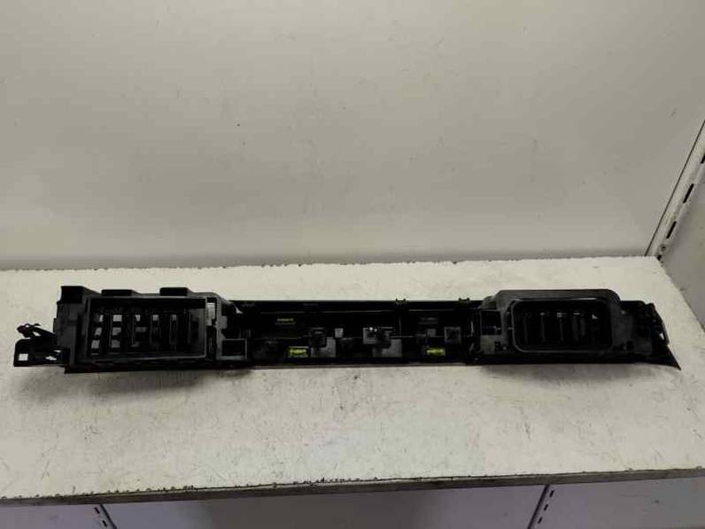 REJILLA AIREADORA RENAULT CAPTUR II 2024 1.0 LPG (137 CV)