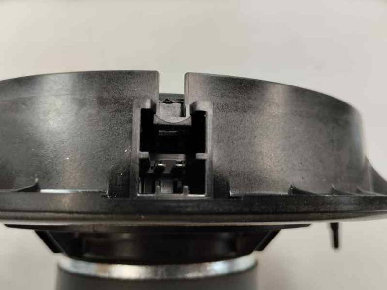 SISTEMA AUDIO RADIO CD RENAULT CAPTUR II 2024 1.0 LPG (137 CV)