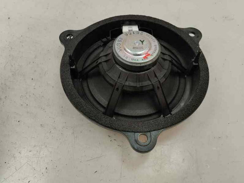 SISTEMA AUDIO RADIO CD RENAULT CAPTUR II 2024 1.0 LPG (137 CV)