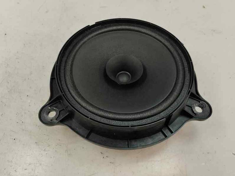 SISTEMA AUDIO RADIO CD RENAULT CAPTUR II 2024 1.0 LPG (137 CV)