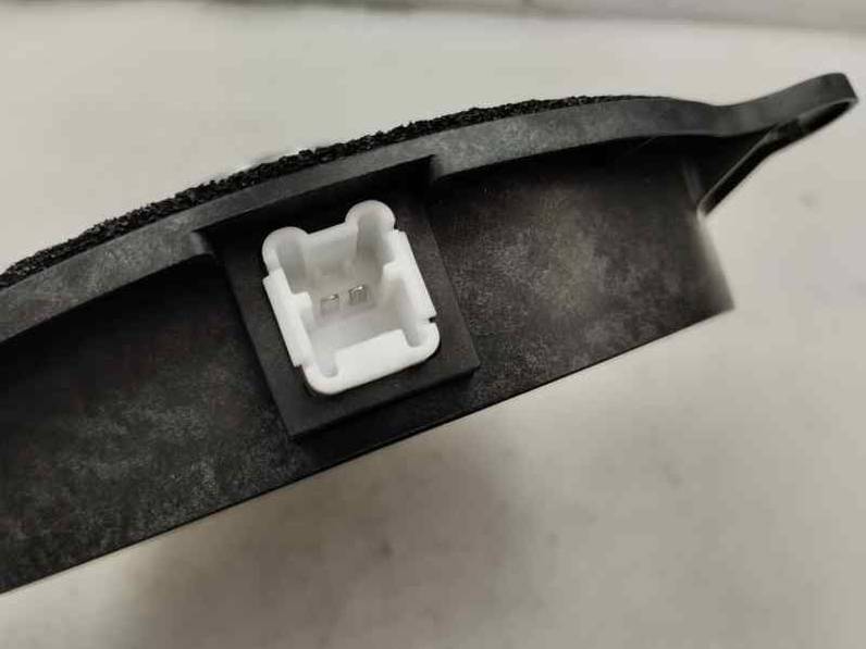 SISTEMA AUDIO RADIO CD RENAULT CAPTUR II 2024 1.0 LPG (137 CV)