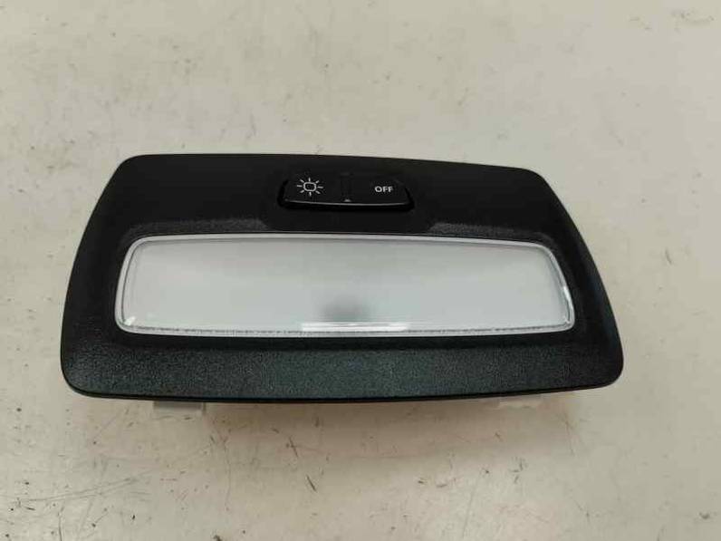 LUZ INTERIOR RENAULT CAPTUR II 2024 1.0 LPG (137 CV)