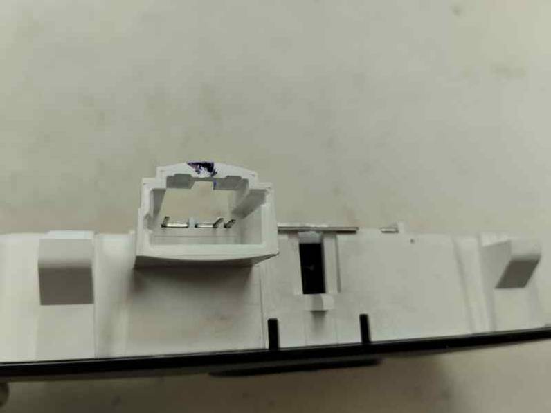 LUZ INTERIOR RENAULT CAPTUR II 2024 1.0 LPG (137 CV)